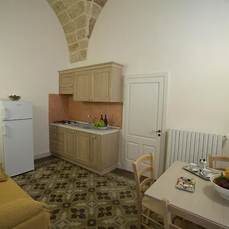 Residencefusaro Specchia